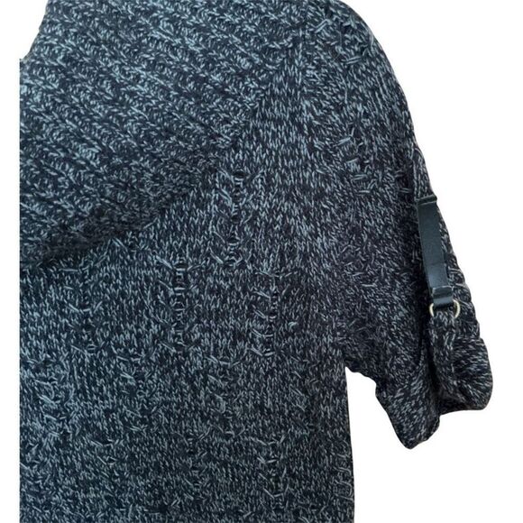 Carolyn Taylor Cowl Neck Embellished Long Sweater M NWOT - Picture 2 of 3